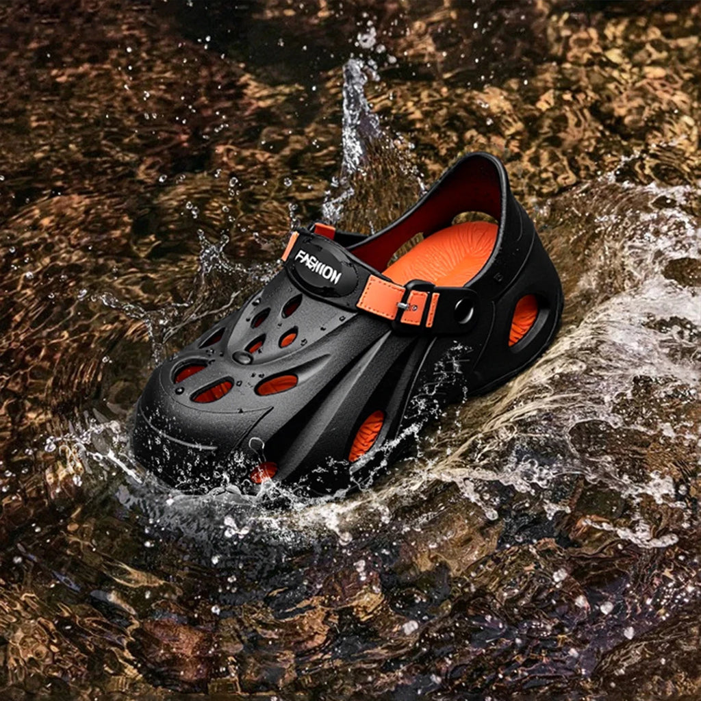Men's Clogs for Outdoor Wear, Non-Slip, Odor-Resistant, Soft-Soled, Water-Resistant, Beach Sandals, Breathable, Thick-Soled Sandals for Men